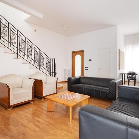 Ca' Stellini - Comoda Casa Indipendente Con Parcheggio Privato Мілан Екстер'єр фото