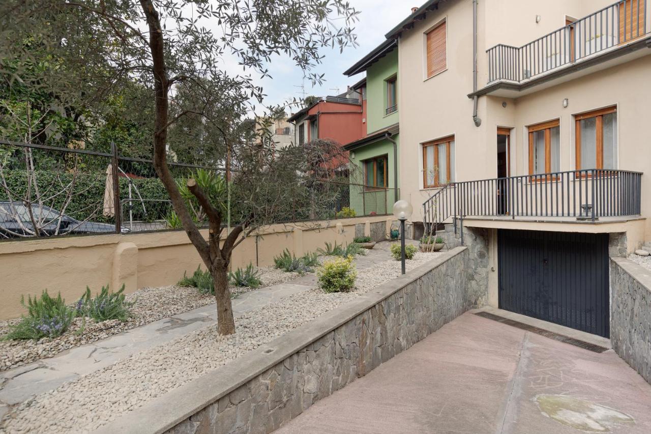 Ca' Stellini - Comoda Casa Indipendente Con Parcheggio Privato Мілан Екстер'єр фото
